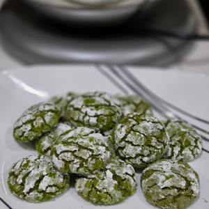Matcha Crinkle Cookies